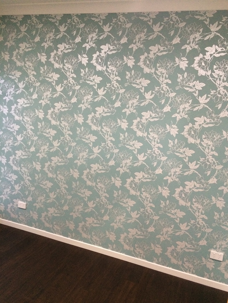 Wallpaper feature in study